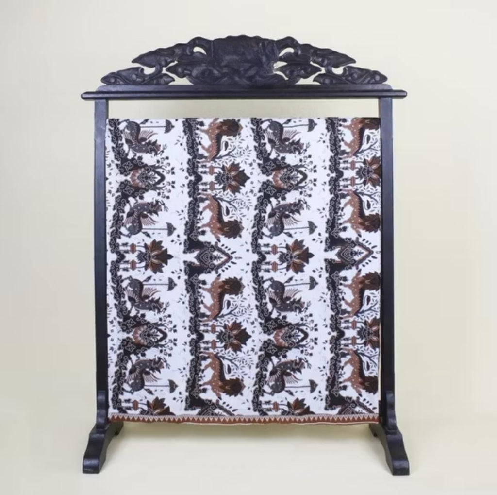 Handmade Batik Fabric Megamendung Combination – Large 200x115 cm Indonesian Cotton Textile – Random Unique Pattern