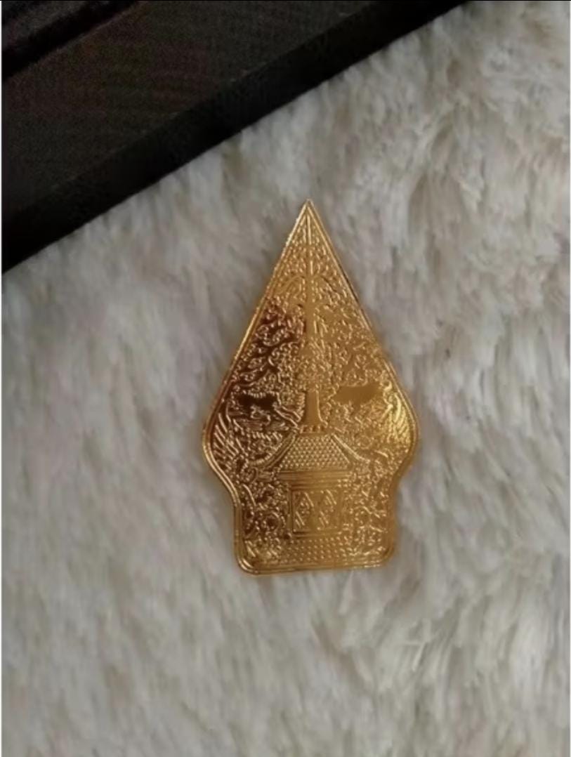 Handmade Ethnic Wayang Brooch, 18K Gold Plated Cultural Jewelry, Unique Boho Pin for Women