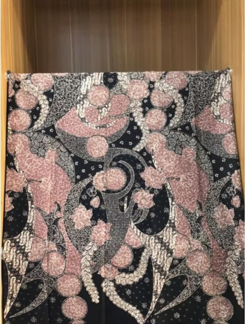 Hand-Stamped Batik Fabric Pekalongan - - Indonesian Cotton Textile Large Size 205x110cm - Unique Limited Motif