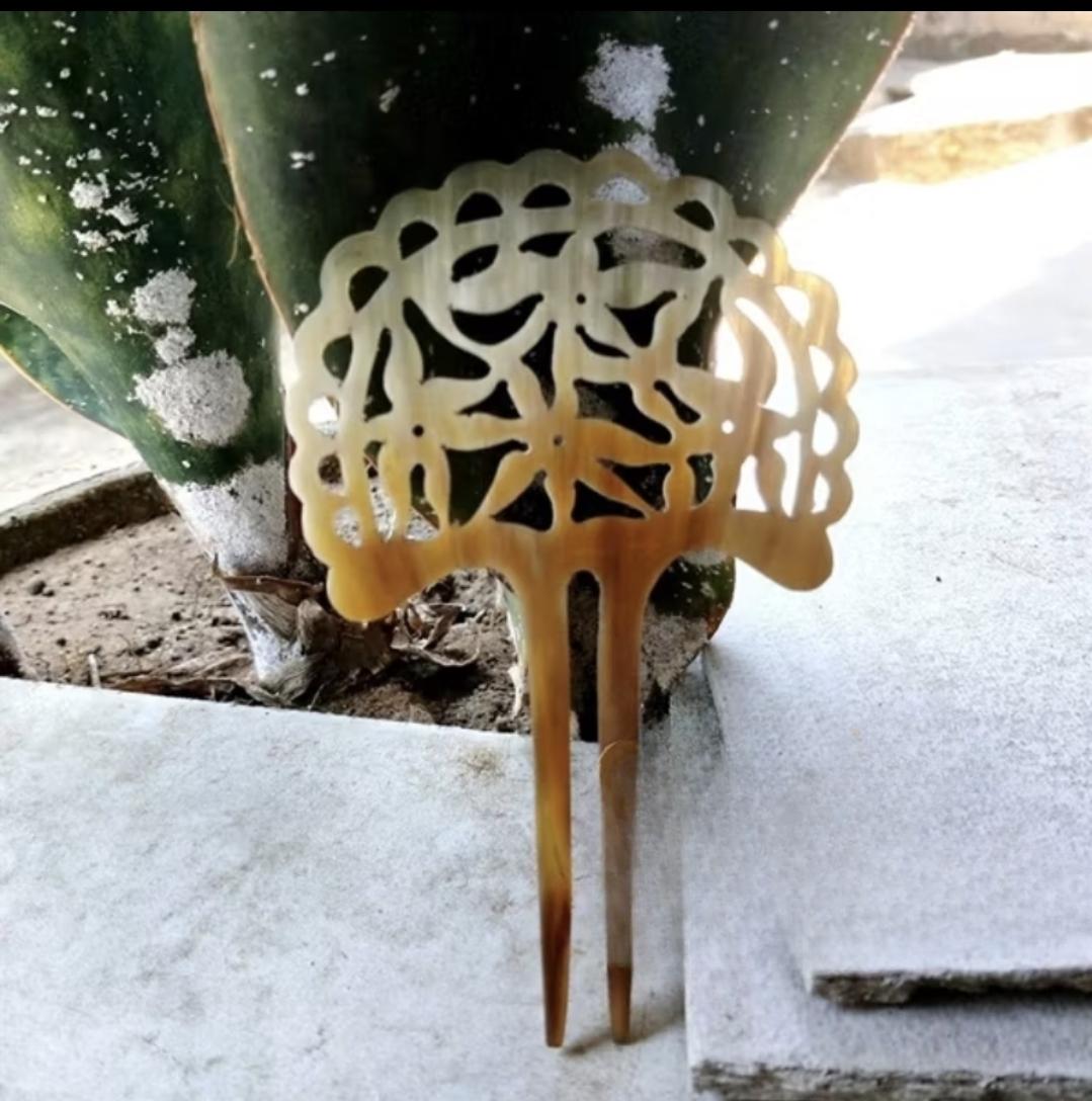 Buffalo Horn Hair Fork | Handmade Indonesian Hair Stick, Natural Gloss, Fan & Floral Motif