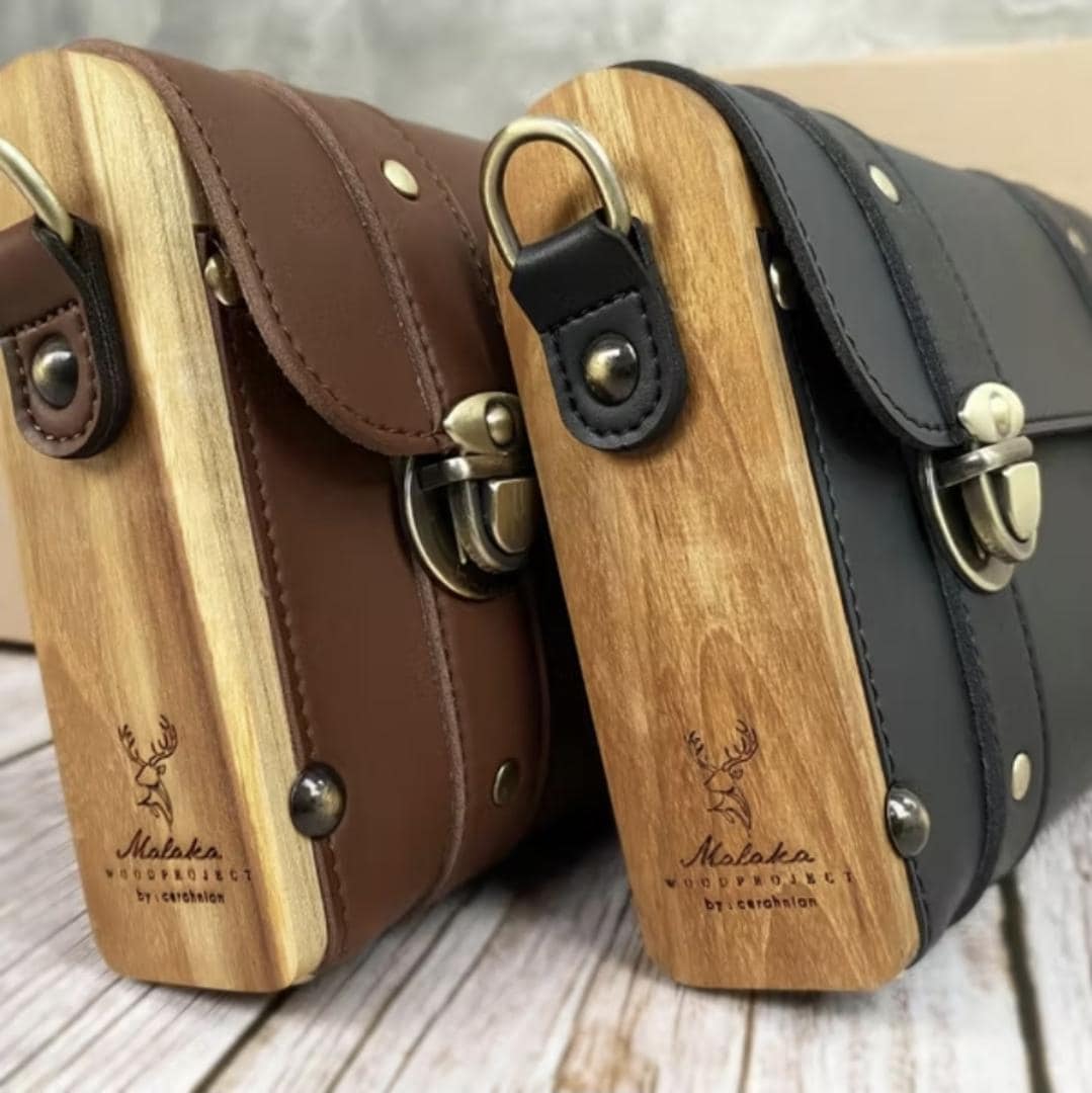 Teak Wood & Leather Crossbody Bag – Handmade Wooden Handbag Satchel (22×15×5 cm)