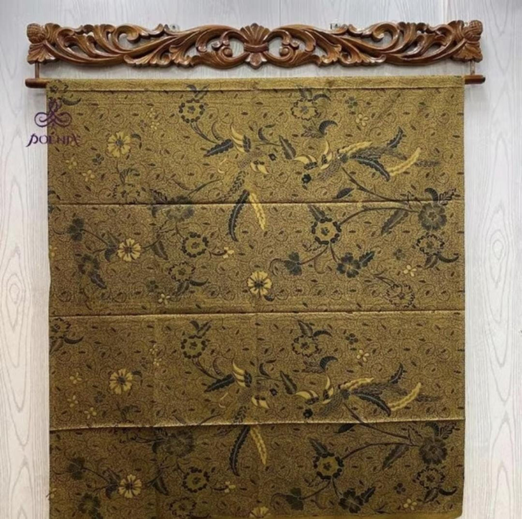Solo Batik Fabric 240×110 cm | Vintage Indonesian Cotton Textile Heritage Pattern