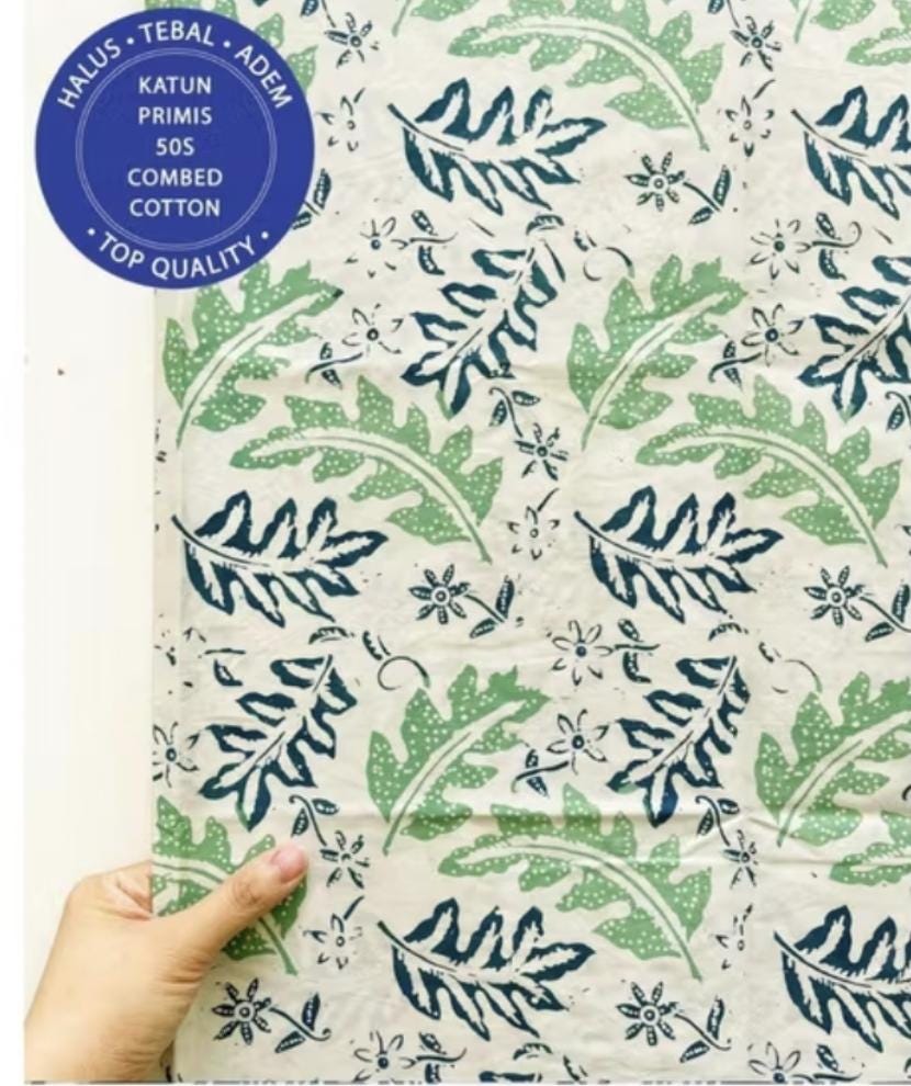 Handmade Batik Fabric – Solo Cap – 50s Combed Cotton – Large 200x115cm – Random Unique Pattern – Indonesian