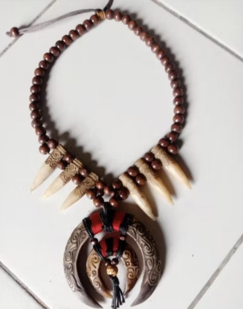 Boho Tribal Skull Claw Necklace | Resin Dayak Tusk Pendant Festival Statement Jewelry